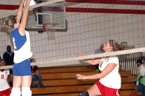 Franklinton soars to key NCC volleyball victory