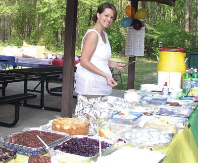 County employees serve up potluck picnic